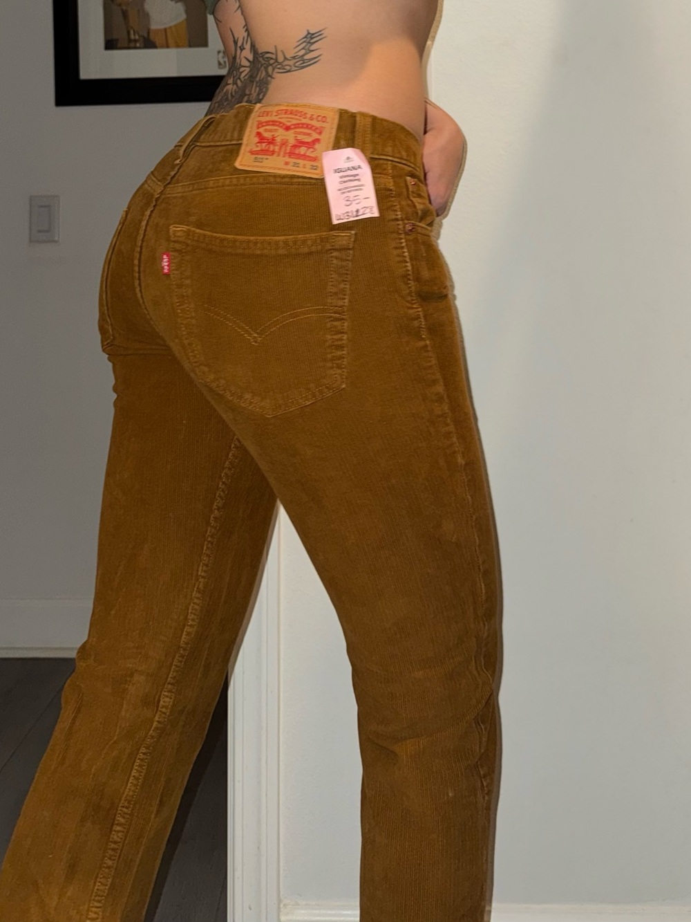 Levi's Deadstock Women's Straight Leg Corduroy Jeans — Warm Brown -